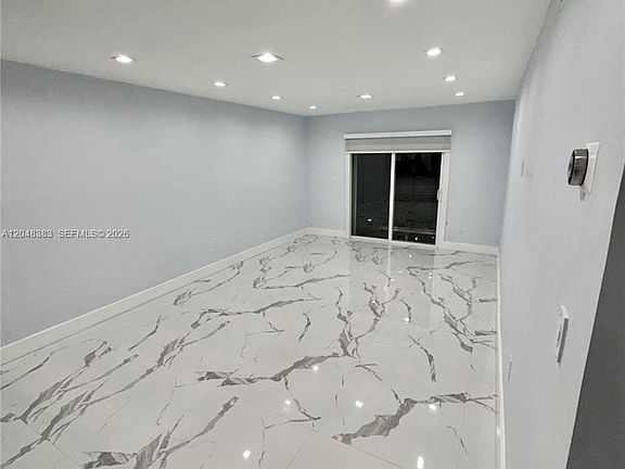 3rd image of 1100 W 35th St APT 4