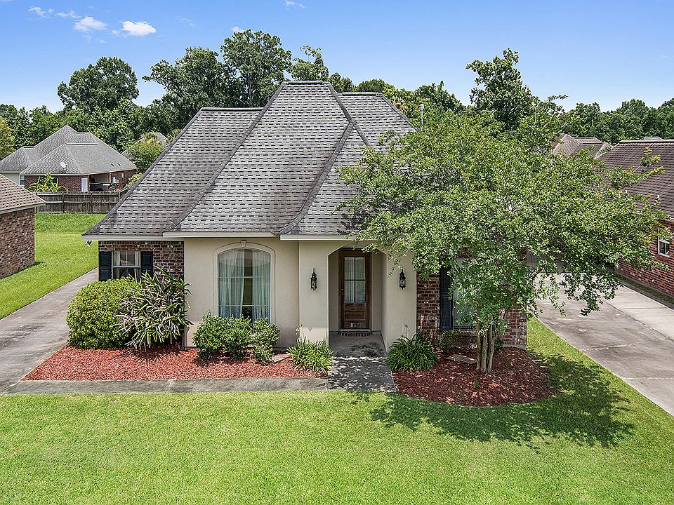 1st image of 11072 Garrett Dr
