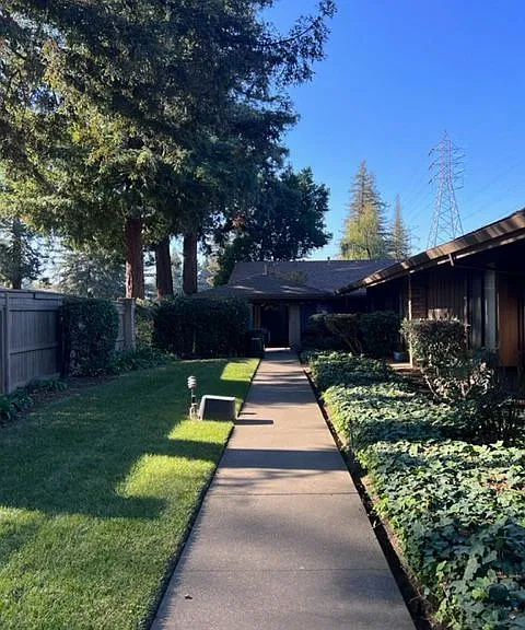 2455 American River Dr — Photo 33