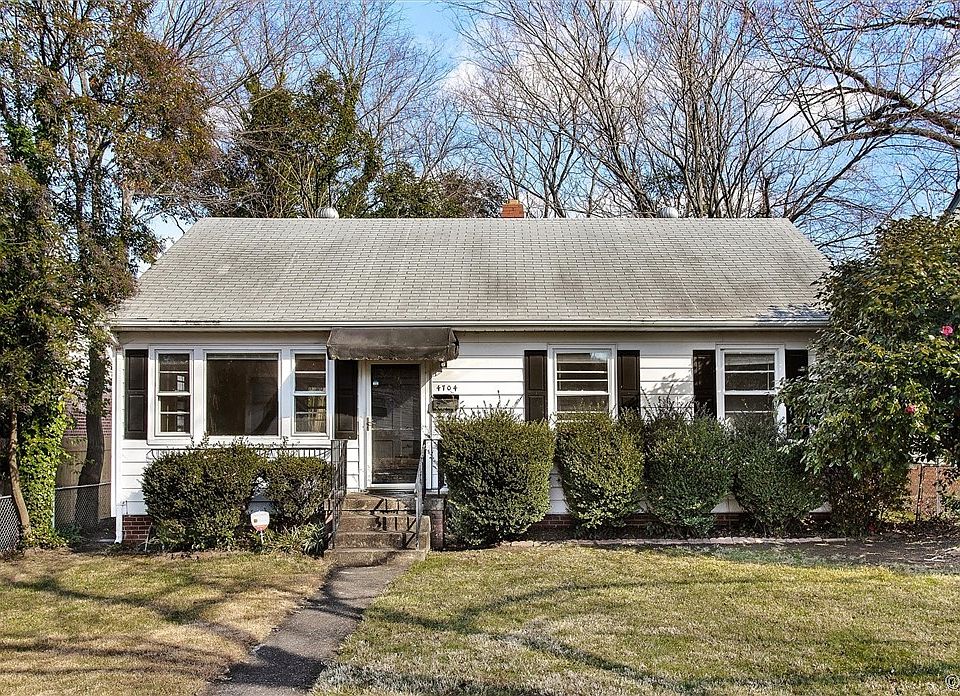 1st image of 4704 Radford Ave