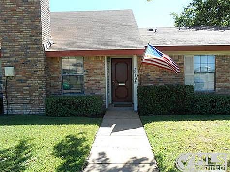 1st image of 2034 Towngate Dr