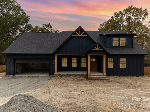 1820 Red Angus Dr, Mount Pleasant, NC 28124