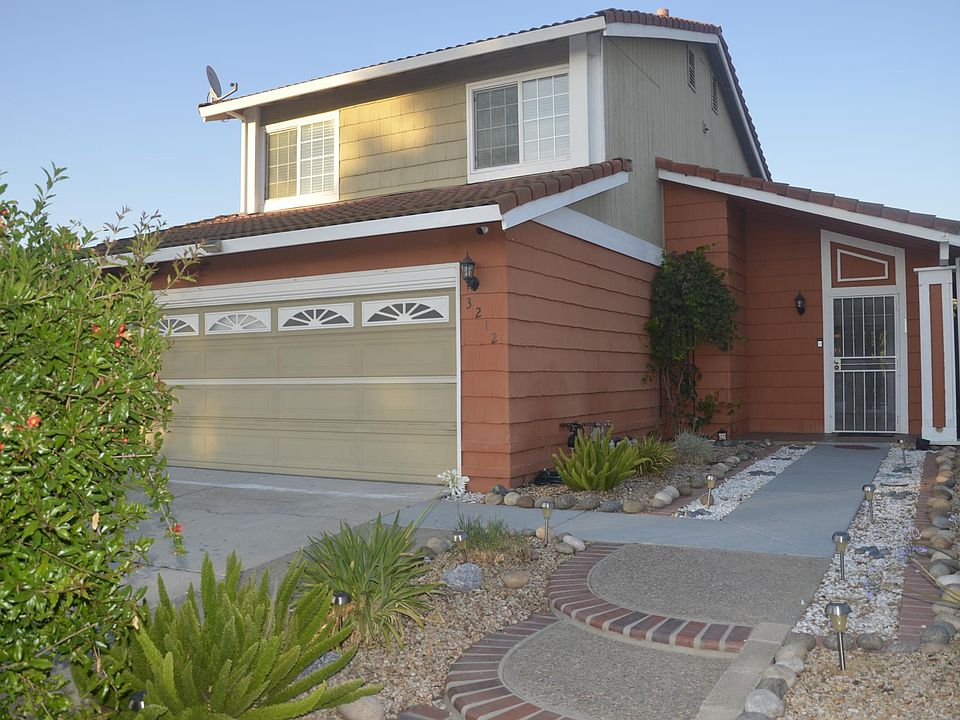 1st image of 3212 Whispering Elm Ct