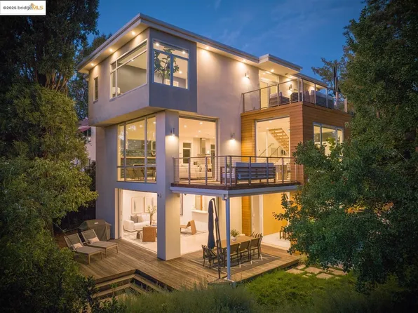 1406 Hawthorne Ter, Berkeley, CA 94708