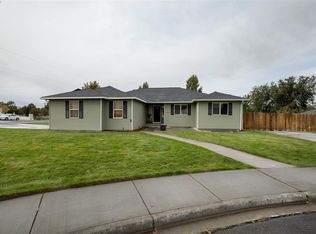 1901 Tamarack Ct, West Richland, WA 99353