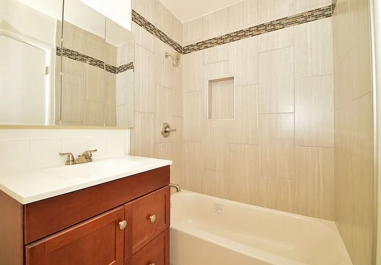 1208 Sir Francis Drake Blvd #6 — Photo 5