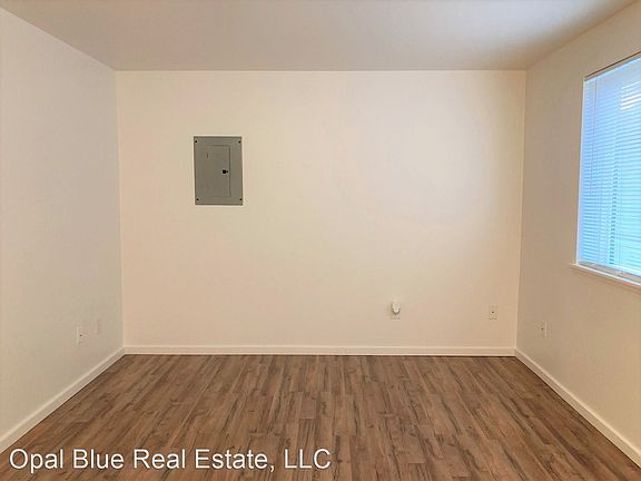 4th image of 203 Dorn Ave APT D