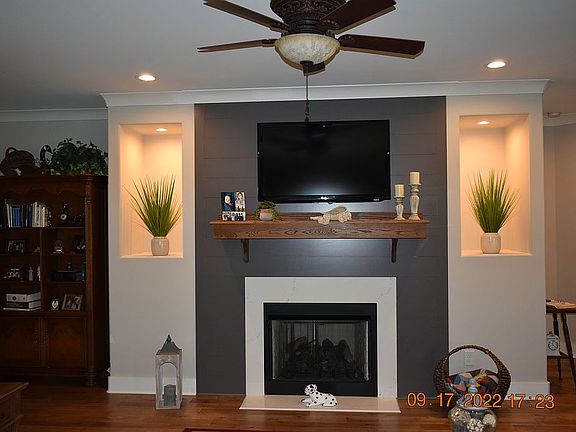 4th image of 5330 Hester Ct
