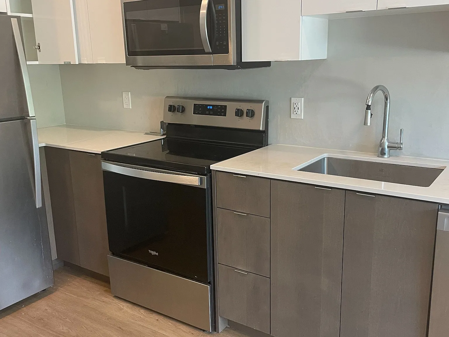2 bed, $2,350 — Photo 3