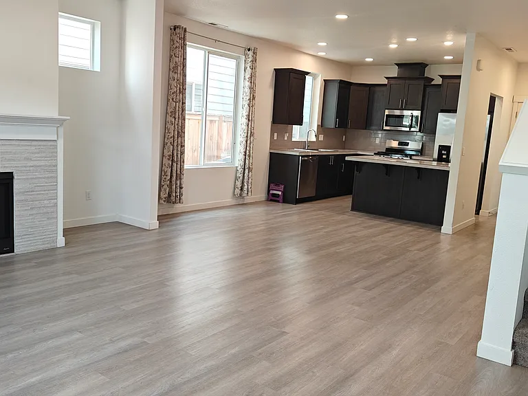 842 S 24th Ave — Photo 6