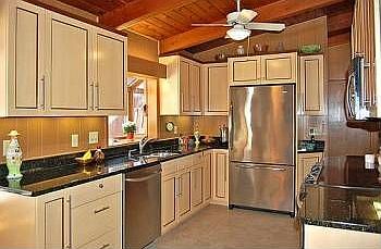 3rd image of 743 Heinel Dr
