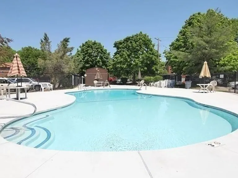25 Westgate Rd #2 — Photo 13