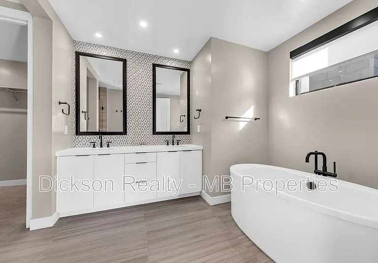 31 Campolina St — Photo 26
