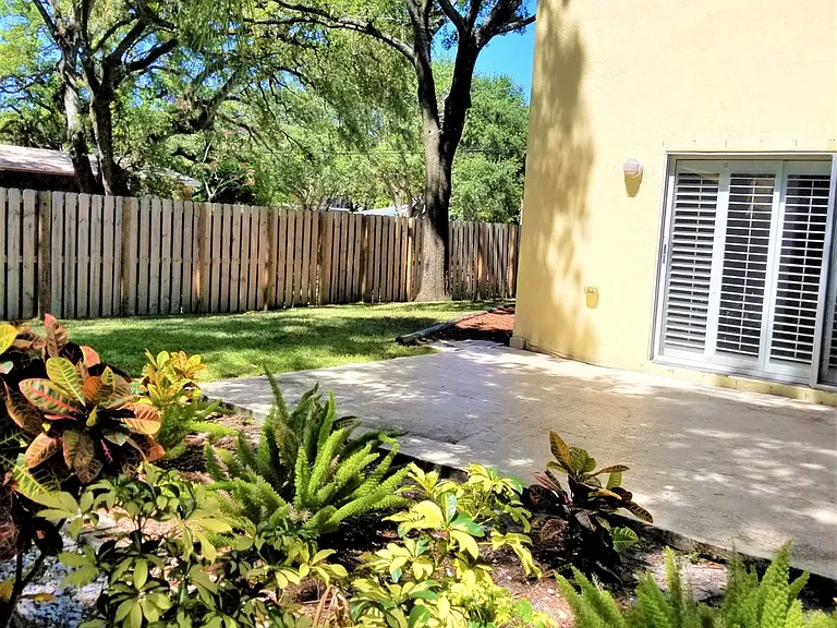 3221 SW 15th Ave — Photo 24