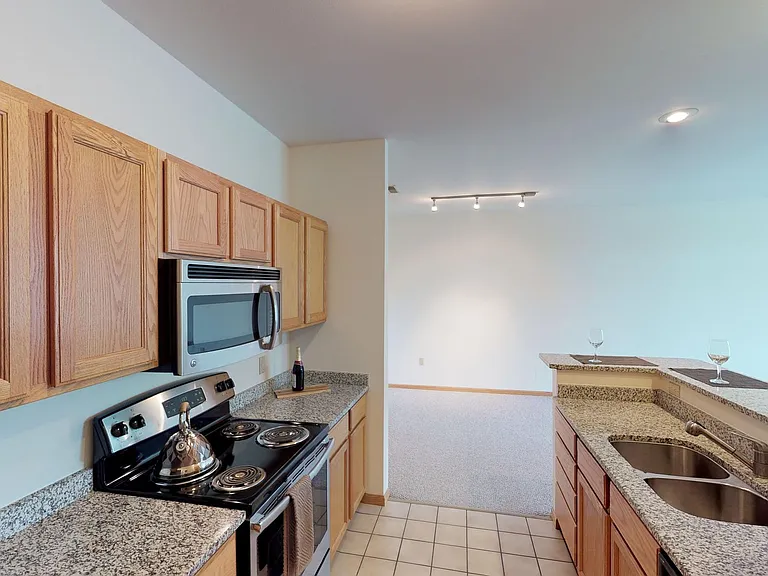 Seminole Woods Apartments — Photo 111