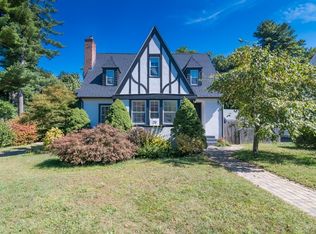 51 Craiwell Ave, West Springfield, MA 01089