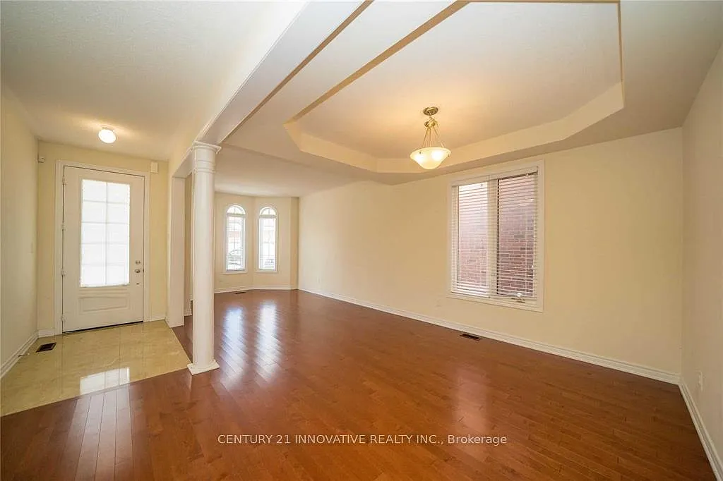 4 bed, $3,700 — Photo 2