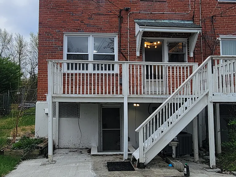 1624 E Belvedere Ave — Photo 17