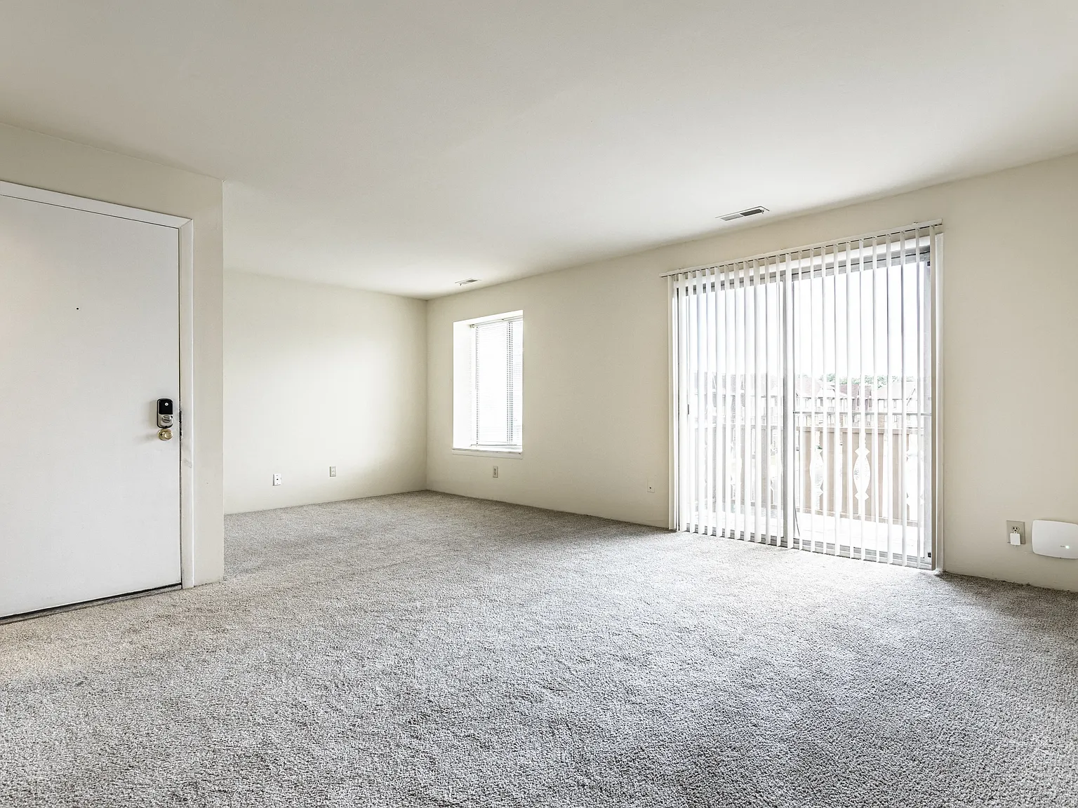 Scarborough Lake Apartments — Photo 2