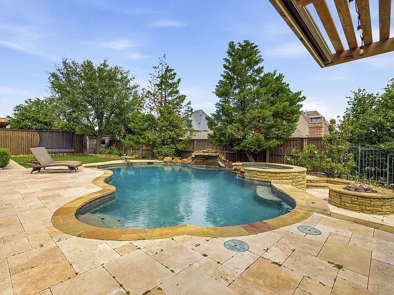 4101 Chimney Rock Dr — Photo 34