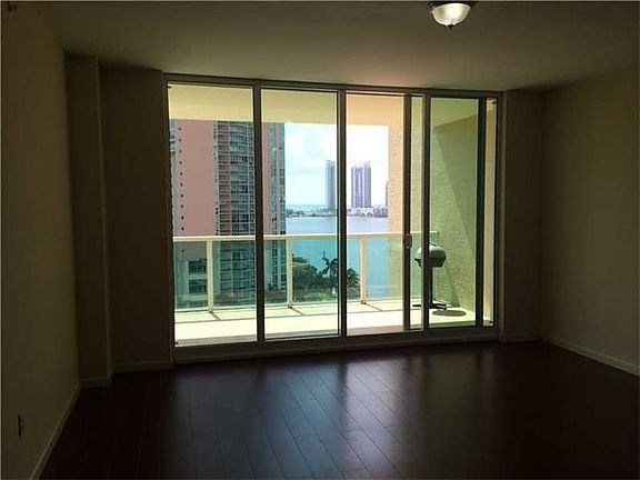 2nd image of 3340 NE 190th St APT 1206
