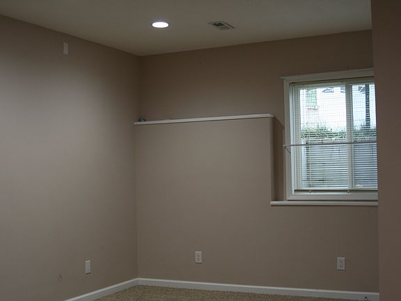 4th image of 4570 Blacktail Ave