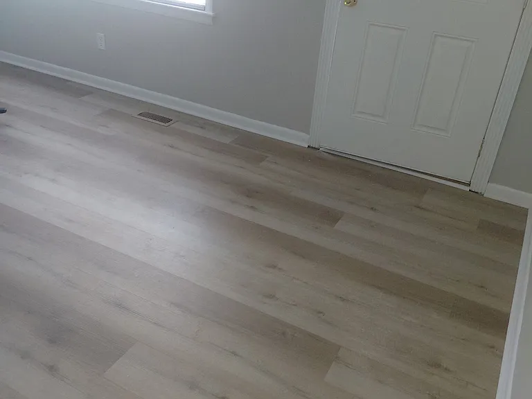 920 Wicker Ct — Photo 3