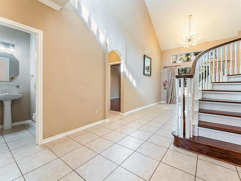 182 N Wimberly Way — Photo 5