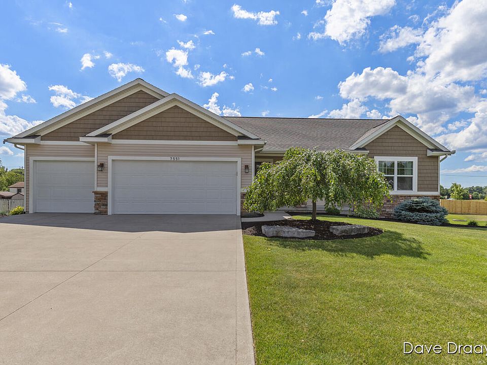 1st image of 7551 Fox Meadow Dr