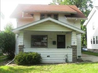 225 E Eckman St, South Bend, IN 46614
