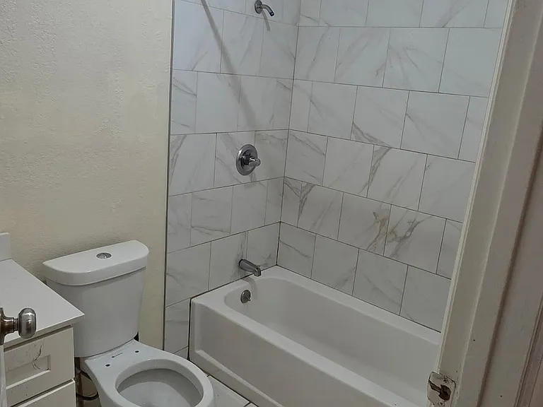 411 Benicia Rd #C — Photo 9