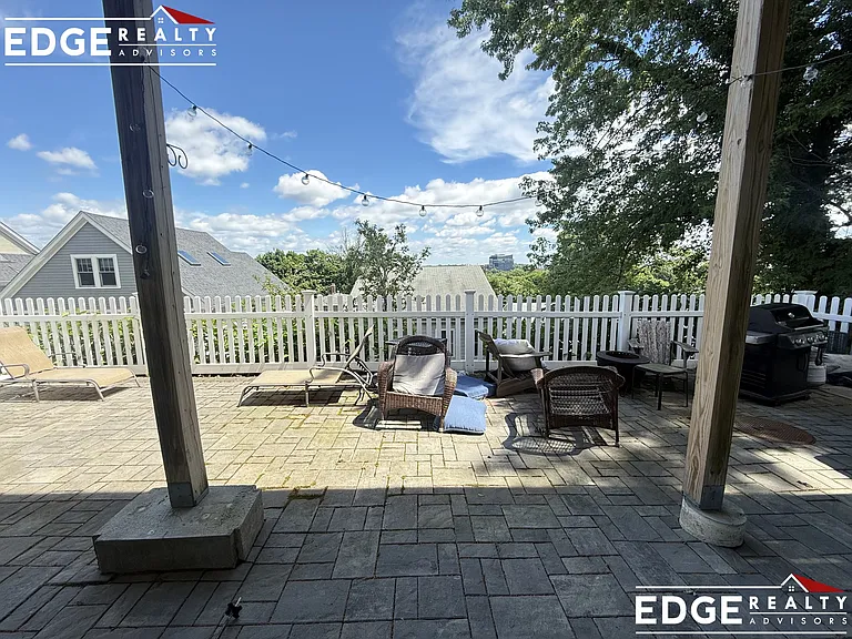 168 Bigelow St #1 — Photo 14