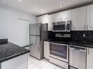 470 Paradise Isle Blvd APT 105, Hallandale, FL 33009