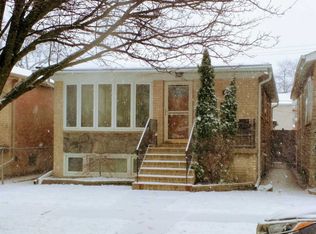 3321 N Plainfield Ave, Chicago, IL
