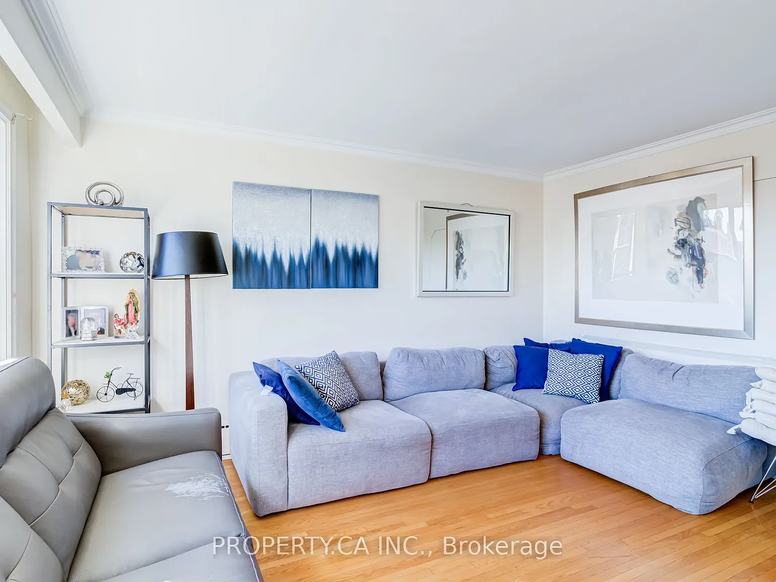 3 bed, $2,300 — Photo 3