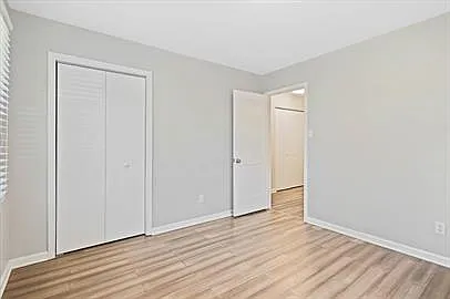 613 Grantland Dr — Photo 10