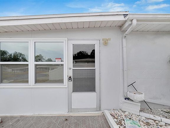 5th image of 12093 104th Ln