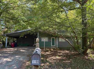 1199 Runnymede Ln, Macon, GA 31220
