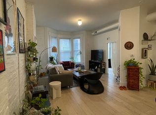 324 S Racine Ave APT 4N, Chicago, IL 60607