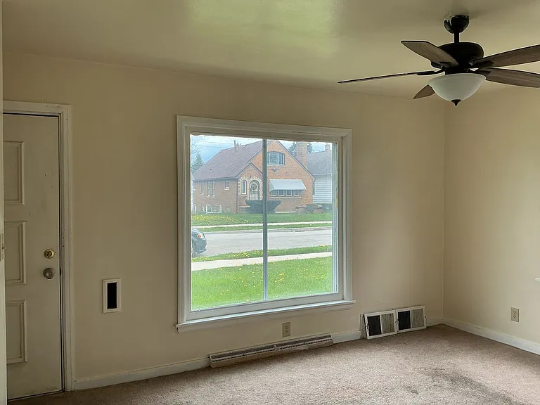 4643 N Parkway Ave — Photo 6