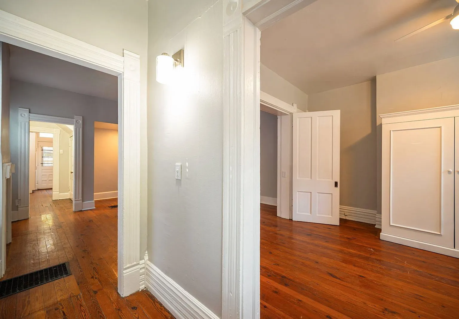 1 bed, 1.0 bath, $1,435 — Photo 2