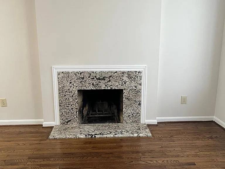1533 Oronoco St — Photo 3