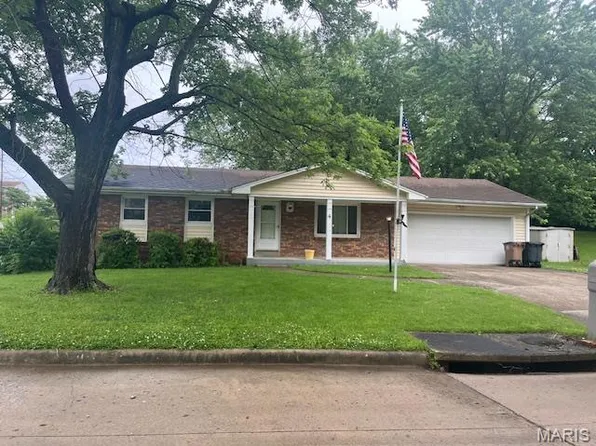 4 S Pind Wood Ln, Cape Girardeau, MO 63703