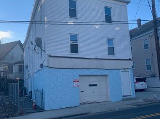 351-353 Lawrence St #3, Lowell, MA 01852
