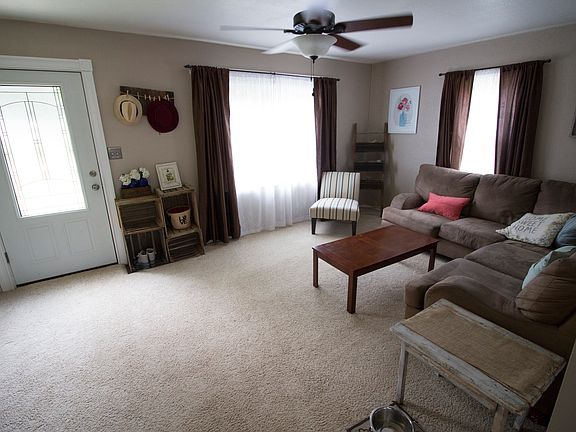 2nd image of 1734 Park Ave