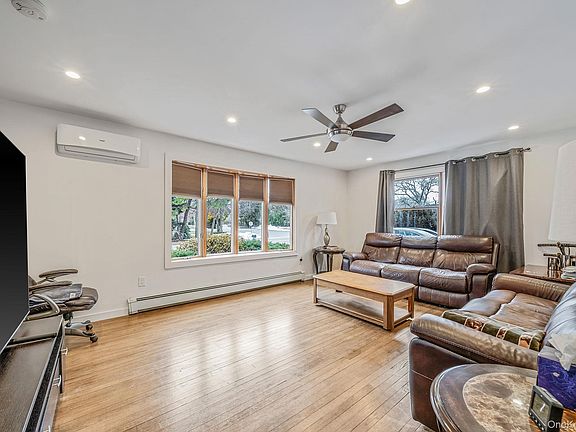 5th image of 9 Barnes Road