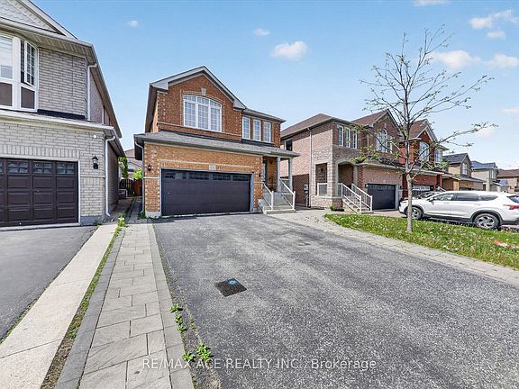 4th image of 42 Feather Reed Way