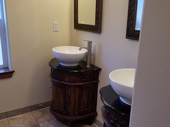 3rd image of 6825 Weedin Pl NE APT E