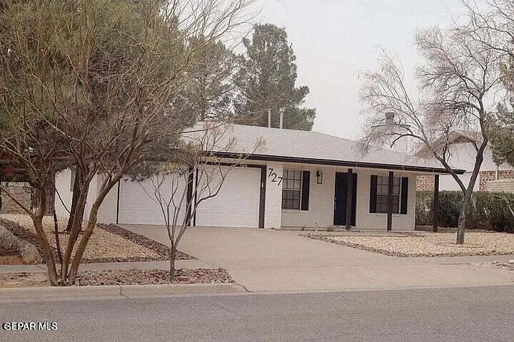 Building Photo - 727 Arredondo Dr