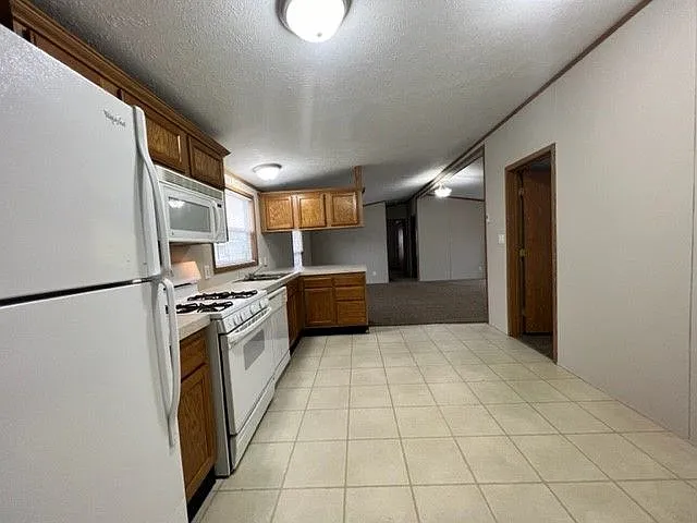 Van Buren Estates — Photo 28